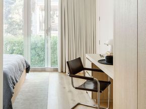 1826 Canyon Drive, Los Angeles CA 90028