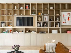 1826 Canyon Drive, Los Angeles CA 90028