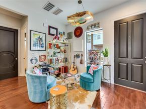 2004 E 16th ST B, Austin TX 78702