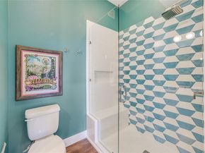 2004 E 16th ST B, Austin TX 78702