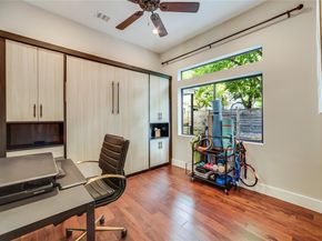 2004 E 16th ST B, Austin TX 78702