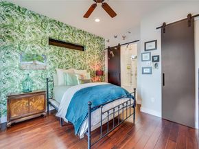 2004 E 16th ST B, Austin TX 78702