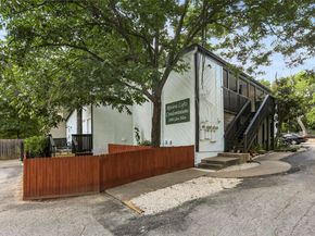 2000 Glen Allen ST 8, Austin TX 78704