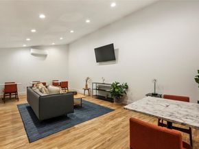 2000 Glen Allen ST 8, Austin TX 78704