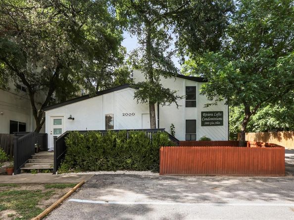 2000 Glen Allen ST 8, Austin TX 78704