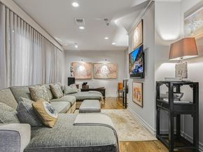 1304 Gaston Ave, Austin TX 78703