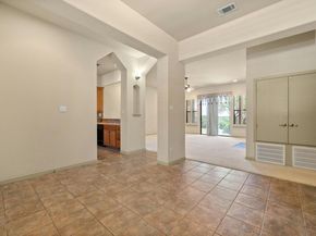 4307 Eck LN 101, Austin TX 78734