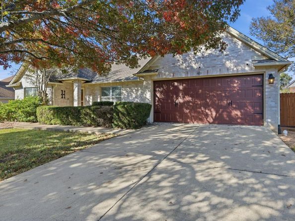 903 E Olympic DR, Pflugerville TX 78660