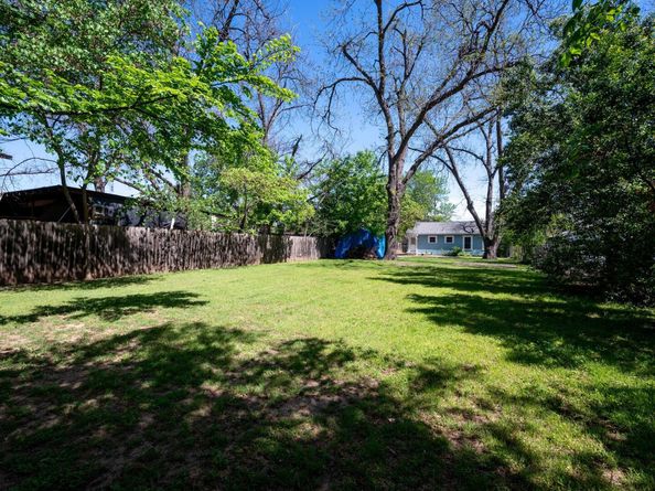 746 Springdale RD, Austin TX 78702