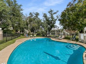 100 Lido CIR G1, Lakeway TX 78734