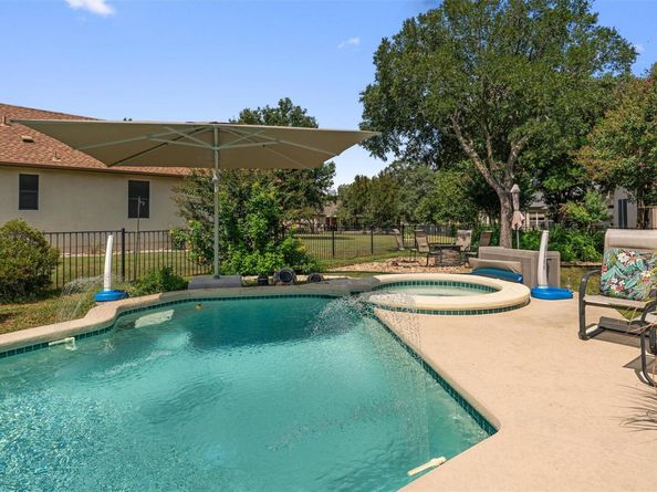 296 Trail Of The Flowers, Georgetown TX 78633