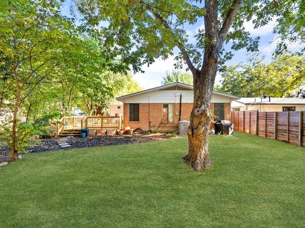 1105 Alegria RD, Austin TX 78757