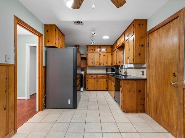 1105 Alegria RD, Austin TX 78757