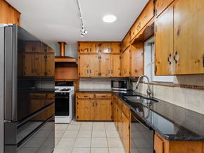 1105 Alegria RD, Austin TX 78757