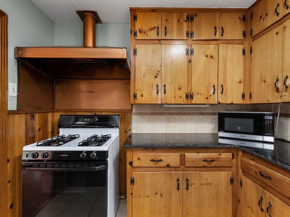 1105 Alegria RD, Austin TX 78757
