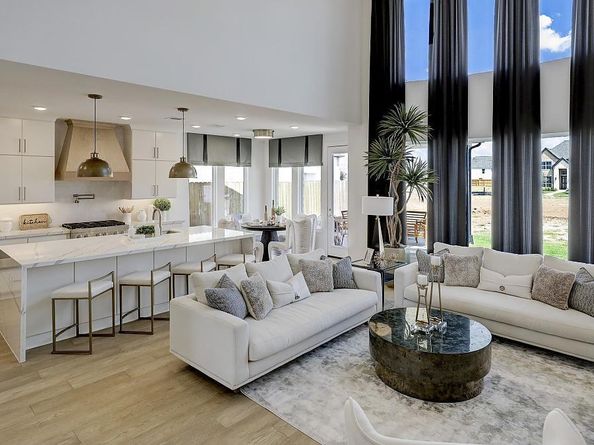 925 Violet Sunset DR, Georgetown TX 78628