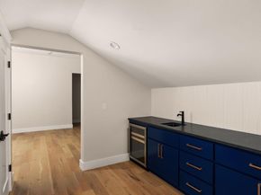 1909 W 40th ST, Austin TX 78731