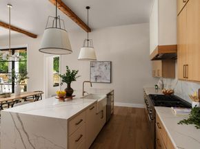 1909 W 40th ST, Austin TX 78731