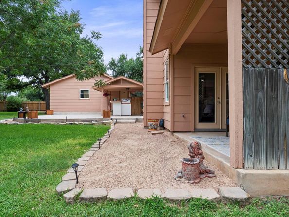 2702 Double Tree ST, Round Rock TX 78681