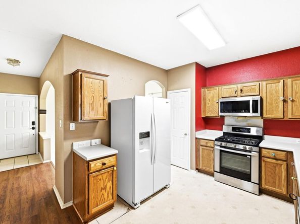 800 Northcreek BLVD, Leander TX 78641