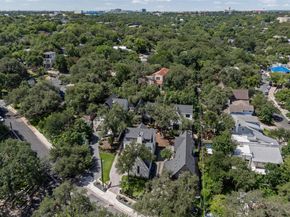 809 Mariposa DR 2, Austin TX 78704