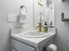6809 Sabrina DR, Austin TX 78747