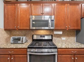 208 Bear Creek LN, Georgetown TX 78633