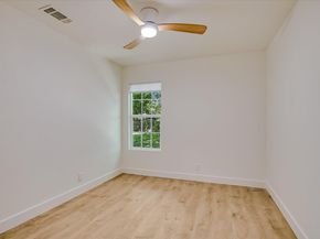 9809 Dallum DR, Austin TX 78753