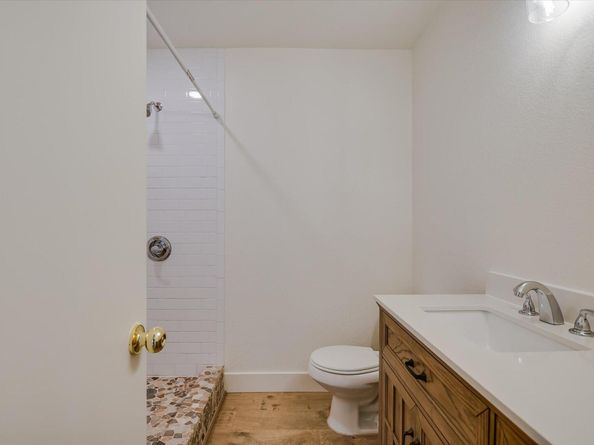 9809 Dallum DR, Austin TX 78753