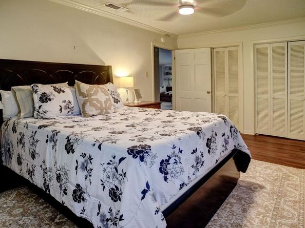 4703 Laguna LN, Austin TX 78746