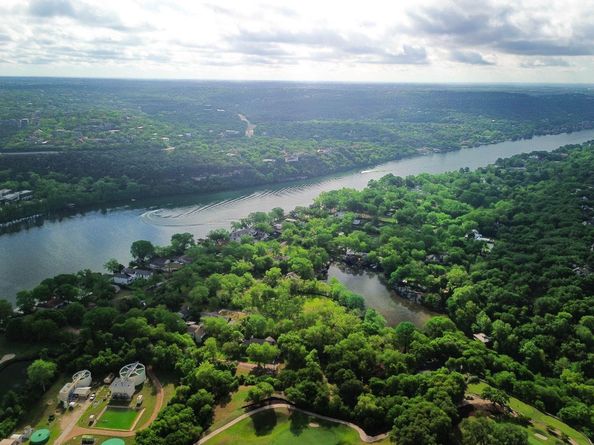 4703 Laguna LN, Austin TX 78746