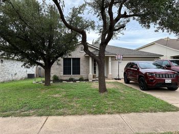 3807 Top Rock LN