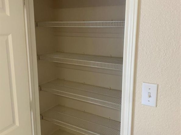 3807 Top Rock LN, Round Rock TX 78681