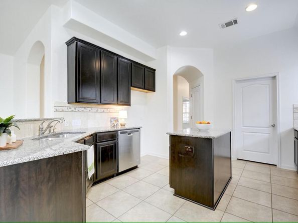 4924 Pyrenees PASS, Bee Cave TX 78738