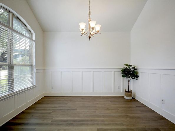 4924 Pyrenees PASS, Bee Cave TX 78738