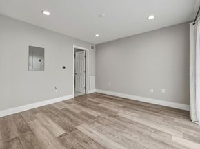 935 La Posada DR 144, Austin TX 78752