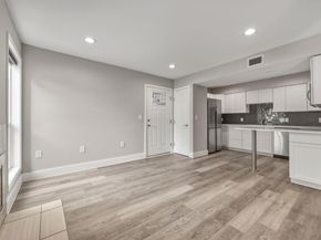 935 La Posada DR 144, Austin TX 78752