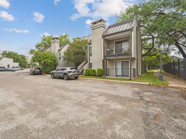 935 La Posada DR 144, Austin TX 78752