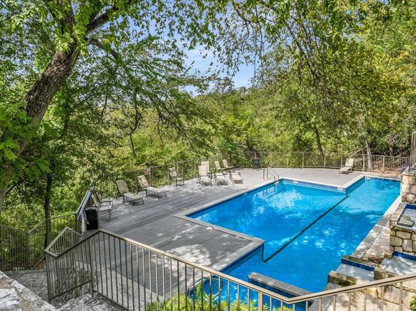 8200 Neely DR 206, Austin TX 78759