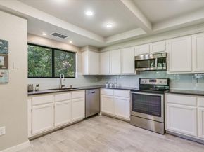 8200 Neely DR 206, Austin TX 78759