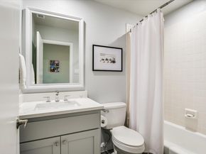 8200 Neely DR 206, Austin TX 78759