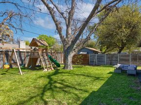 2902 Skylark DR, Austin TX 78757