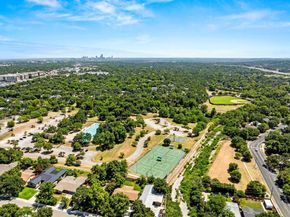 2902 Skylark DR, Austin TX 78757
