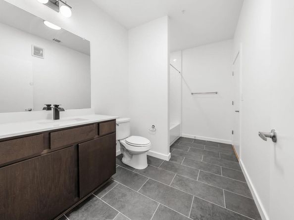 2505 Thornton RD 1202, Austin TX 78704