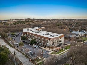 2505 Thornton RD 1202, Austin TX 78704