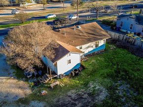 3308 Montopolis DR, Austin TX 78744