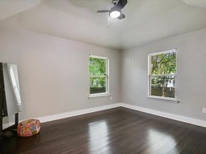 1206 Eleanor ST, Austin TX 78721
