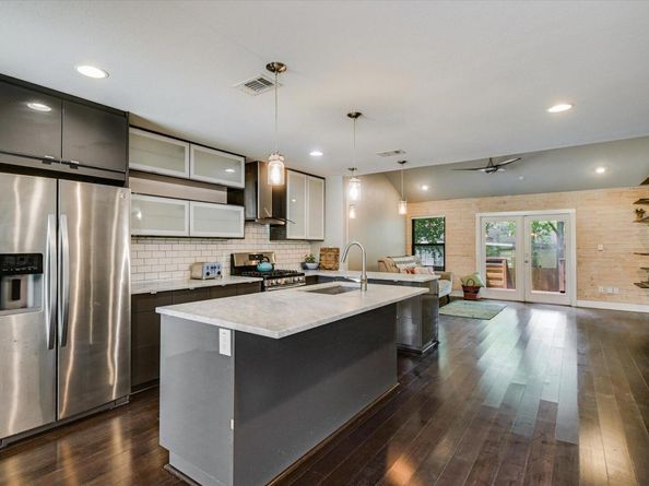 1206 Eleanor ST, Austin TX 78721
