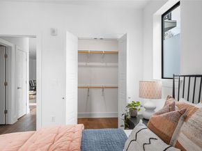 1615 E 7th ST 208, Austin TX 78702