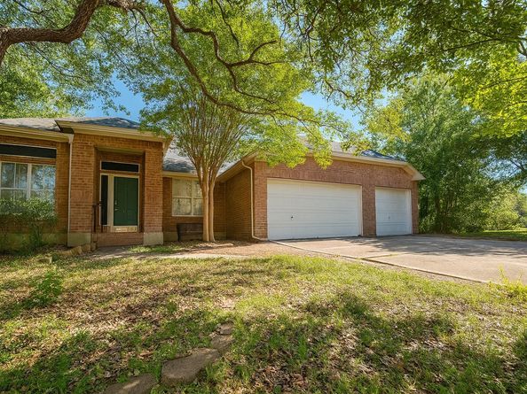 1710 Muledeer Run, Leander TX 78641